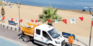 ÇİFTLİKKÖY’DE ÇÖP TAKSİDEN ANLIK MÜDAHALE