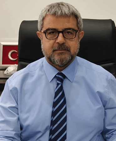 Yalova İl Sağlık Müdürü Uzm. Dr. Ömer Halim Kaşıkçı’dan Dikkat Çeken Toplumsal Tespitler: “Asıl Tehlike Cehalet ve Eğitimsizlik”