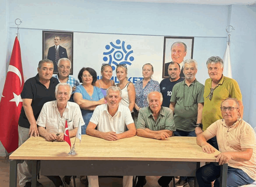 Memleket Partisi Yalova İl Başkanı Ertan Şener'den Veda Mesajı: CHP’ye Geri Döndü