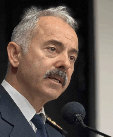 Yalova İl Emniyet Müdürü Ümit Bitirik’e Başak Gazetesi’nden Teşekkür: “Taşın Altına Bedenini Koyuyor”