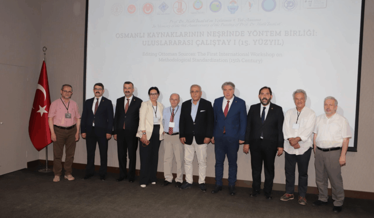 “Osmanlı Kaynaklarının Neşrinde Yöntem Birliği” Çalıştayı Yalova’da Başladı 1 “Osmanlı Kaynaklarının Neşrinde Yöntem Birliği” Çalıştayı Yalova’da Başladı