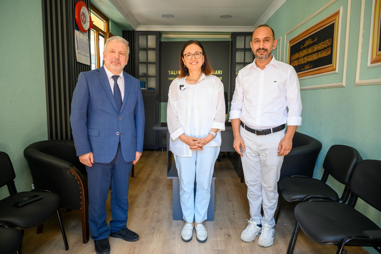 VALİ DR. HÜLYA KAYA’DAN YAZ KUR’AN KURSLARINA ZİYARET