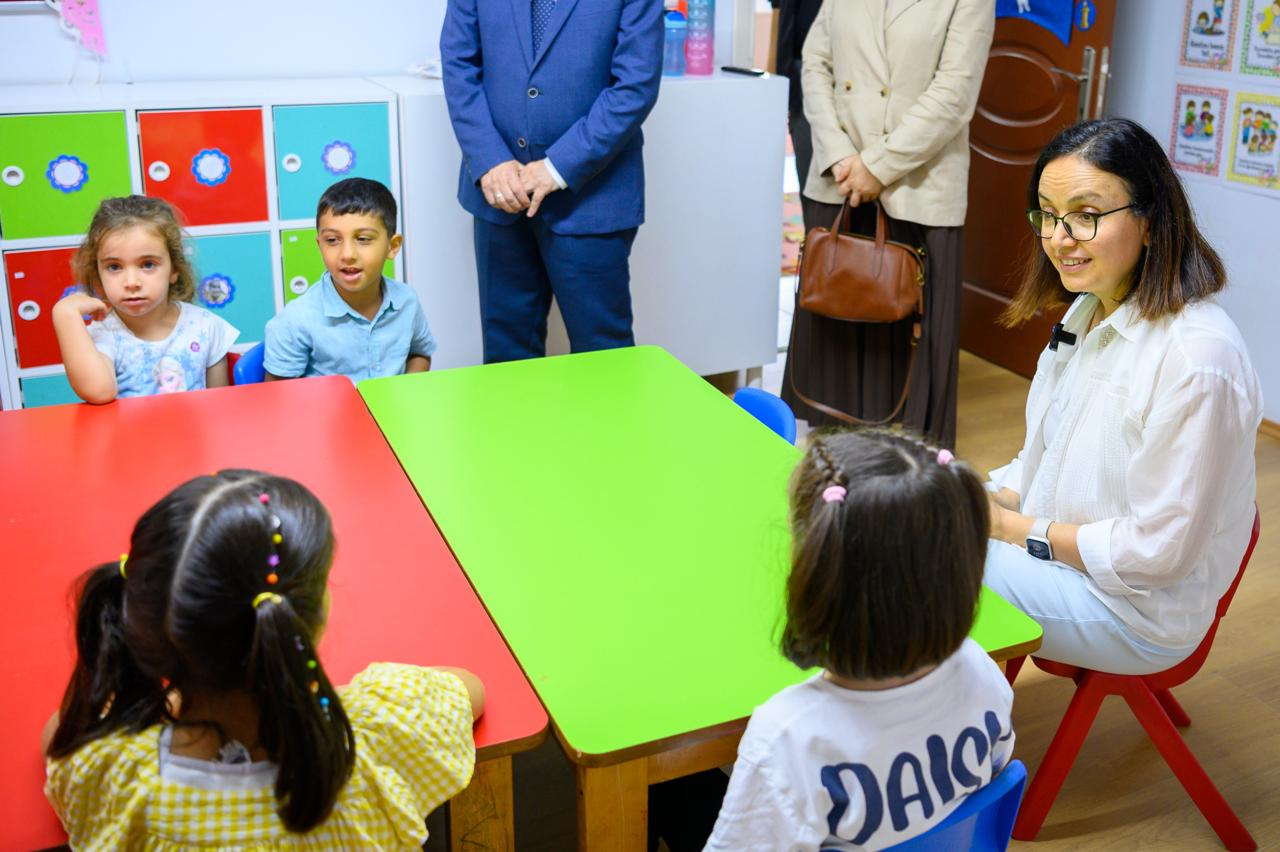 VALİ DR. HÜLYA KAYA’DAN YAZ KUR’AN KURSLARINA ZİYARET