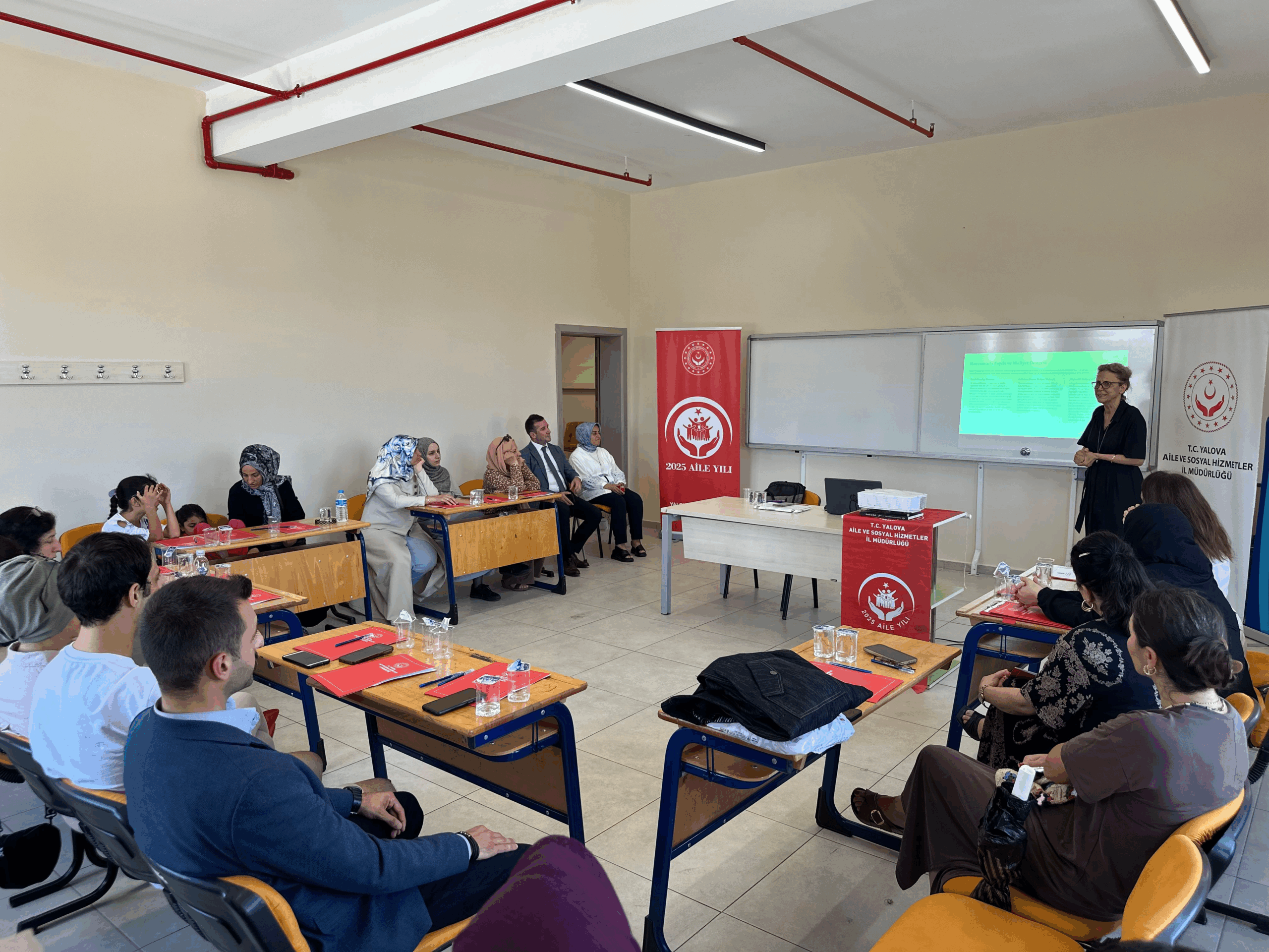 Yalova’da “Ailede Ekonomik Bilinç Atölyesi” Gerçekleştirildi
