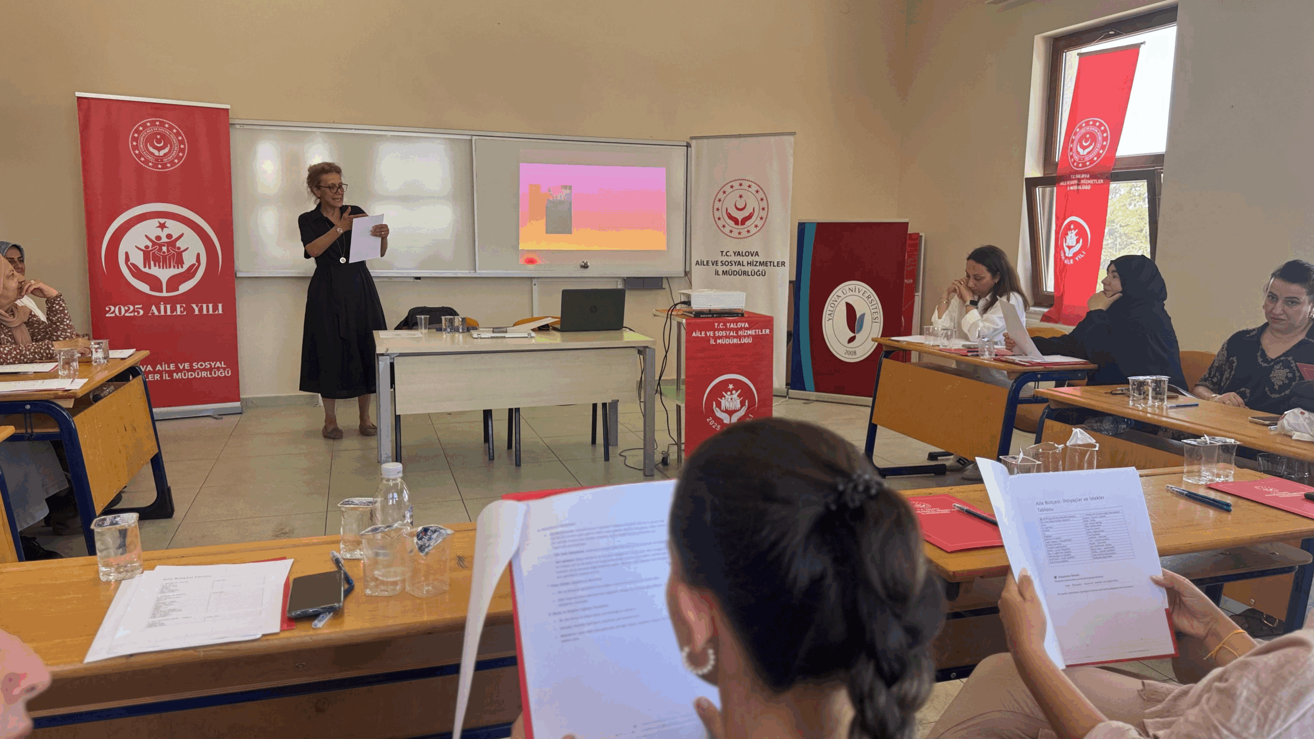 Yalova’da “Ailede Ekonomik Bilinç Atölyesi” Gerçekleştirildi