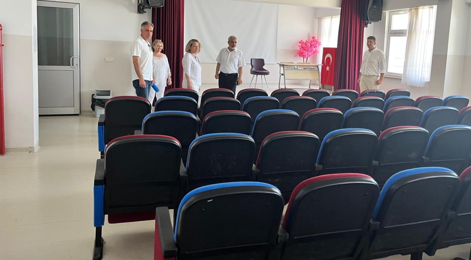 YENİ EĞİTİM ÖĞRETİM YILI HAZIRLIKLARI YERİNDE İNCELENDİ