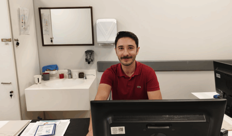 Yalova Eğitim ve Araştırma Hastanesi KBB Kadrosu Güçleniyor: Uzm. Dr. Alperen Aybal Görevde