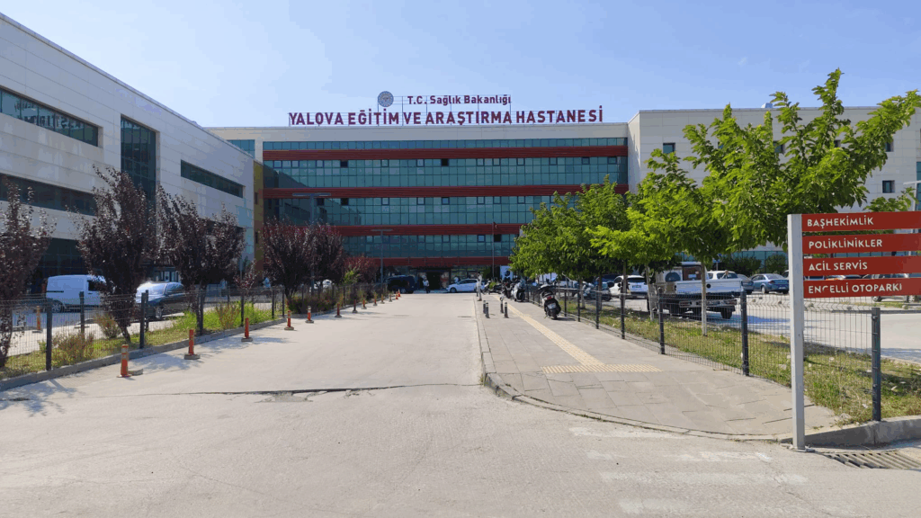 Yalova'da 45 İşçi Gıda Zehirlenmesi Şüphesiyle Hastaneye Kaldırıldı
