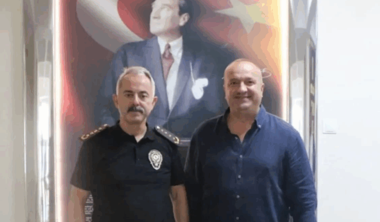 Yalova Emniyetinden Çınarcık Belediyesine Ziyaret: Güvenlik ve İş Birliği Gündemdeydi 6 Yalova Emniyetinden Çınarcık Belediyesine Ziyaret: Güvenlik ve İş Birliği Gündemdeydi