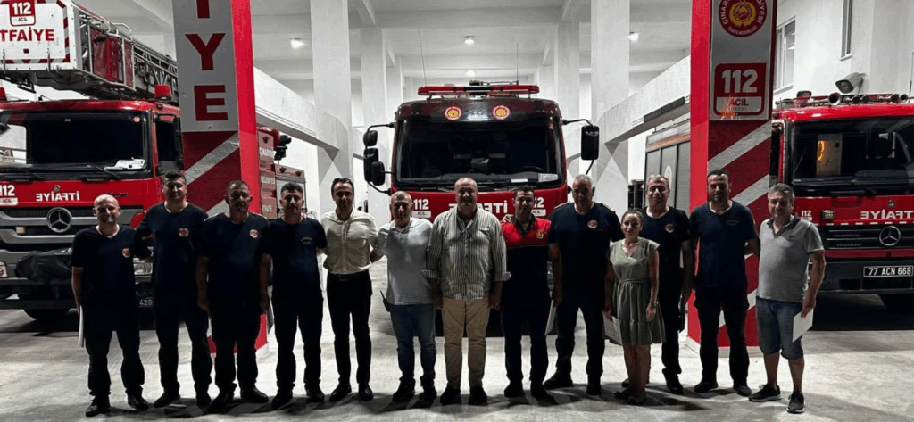 Çınarcık İtfaiyesi, Kestel Orman Yangınına Müdahale Ederek Görevini Tamamladı
