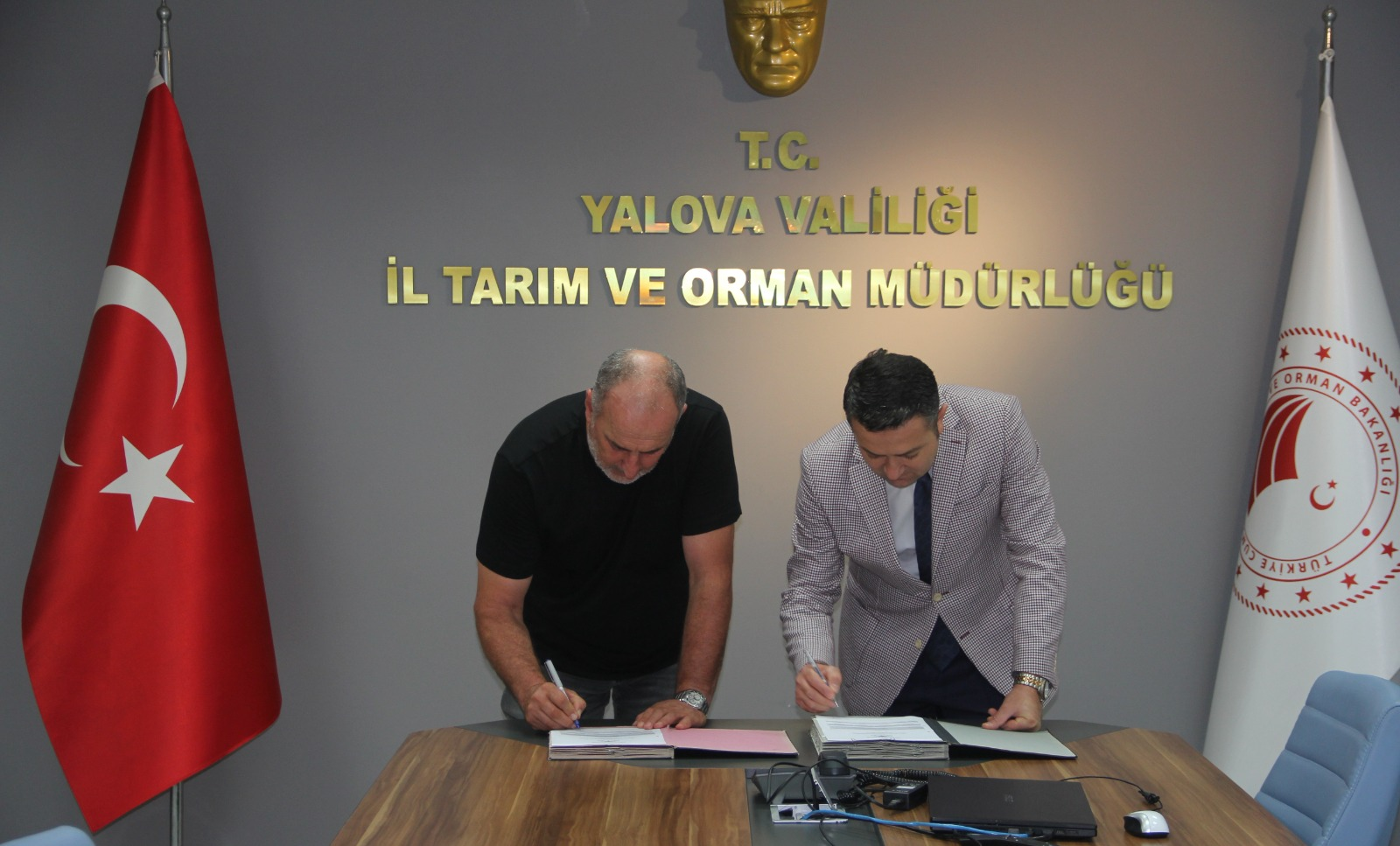 Yalova’da Kırsal Kalkınmaya Destek: Yem Karma Makinası Alımı İçin Hibe Sözleşmesi İmzalandı