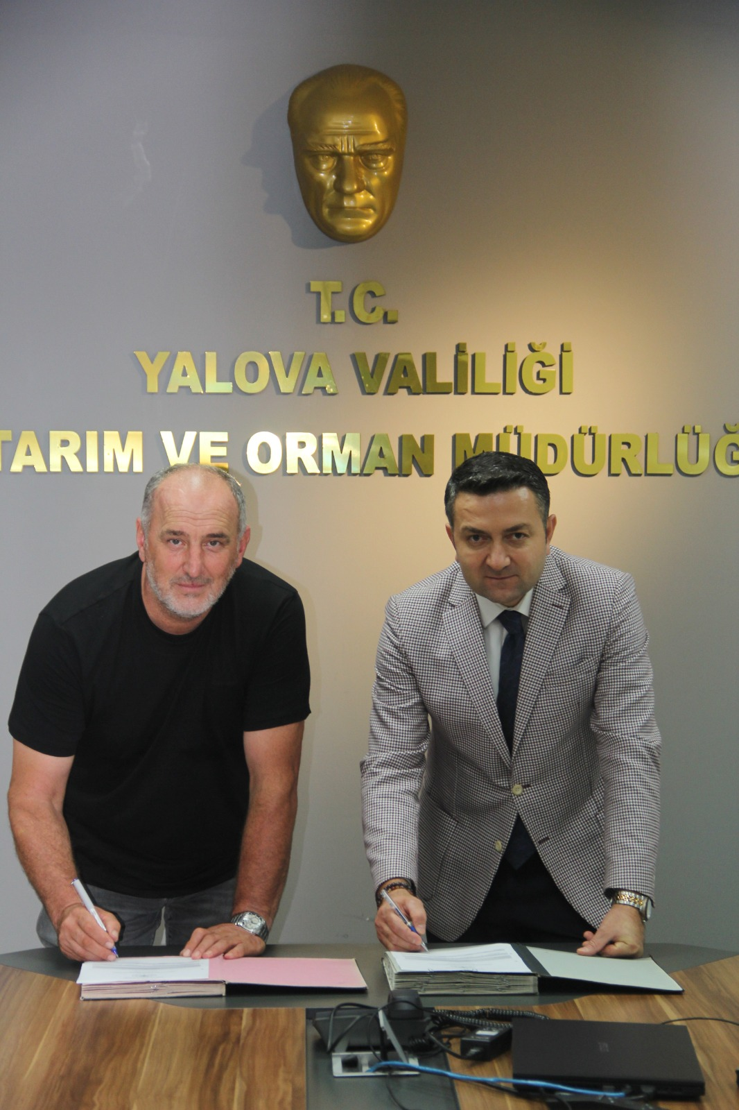 Yalova’da Kırsal Kalkınmaya Destek: Yem Karma Makinası Alımı İçin Hibe Sözleşmesi İmzalandı