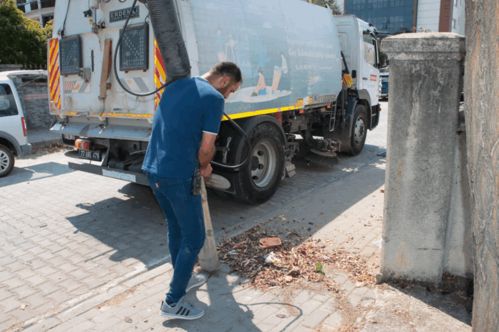 DAHA TEMİZ VE GÜZEL BİR YALOVA İÇİN ÇALIŞMAYA DEVAM