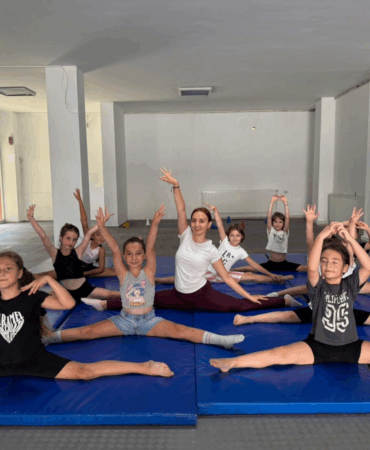 JİMNASTİK KURSLARI TÜM HIZIYLA DEVAM EDİYOR