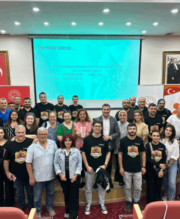 2025 AİLE YILI KAPSAMINDA KORUYUCU VE GÖNÜLLÜ AİLE TANITIM PROGRAMI GERÇEKLEŞTİRİLDİ