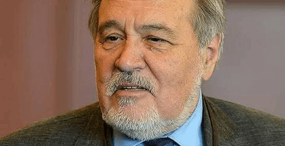 İlber Ortaylı'dan Hamdi Ulukaya'ya “Türkiyeli” Tepkisi: “Çizmeyi Aşmayın”