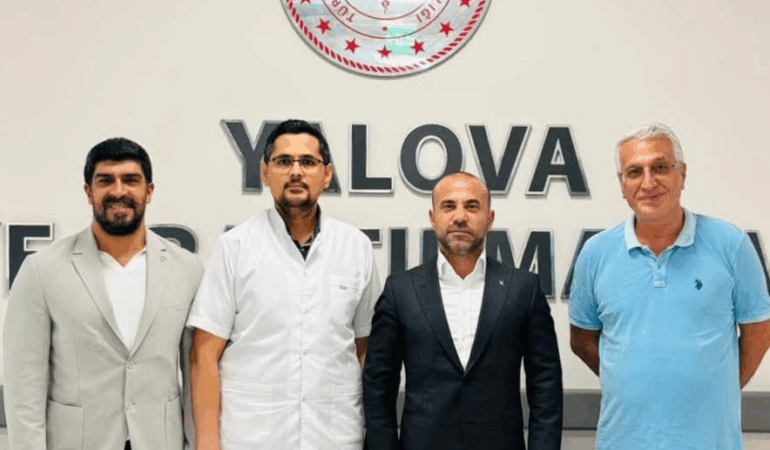 AK Parti Yalova İl Başkanı Umut Güçlü’den Hastane Ziyareti