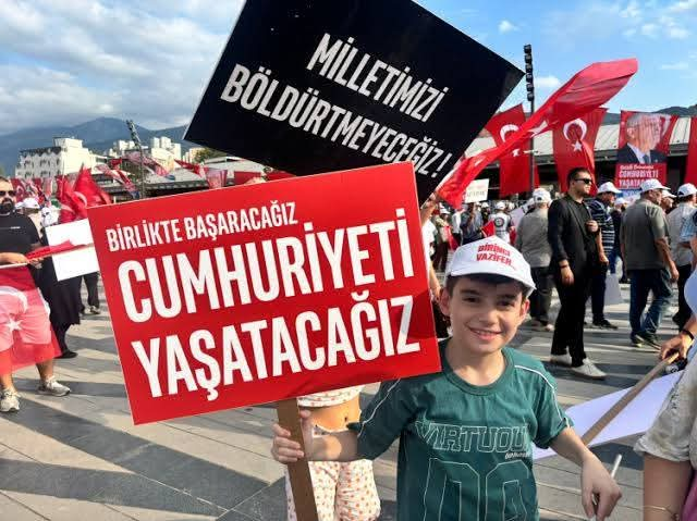 Müsavat Dervişoğlu Bursa’dan Seslendi: “Birinci Vazifen, Bu Aziz Vatanı Korumaktır”