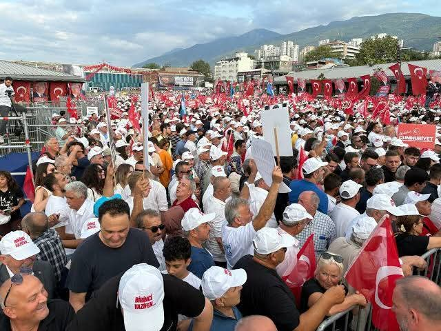 Müsavat Dervişoğlu Bursa’dan Seslendi: “Birinci Vazifen, Bu Aziz Vatanı Korumaktır”