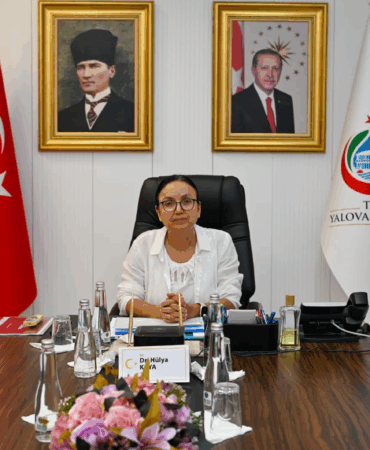 VALİ DR. HÜLYA KAYA, HAYVANLARI KORUMA KANUNU TOPLANTISINA KATILDI