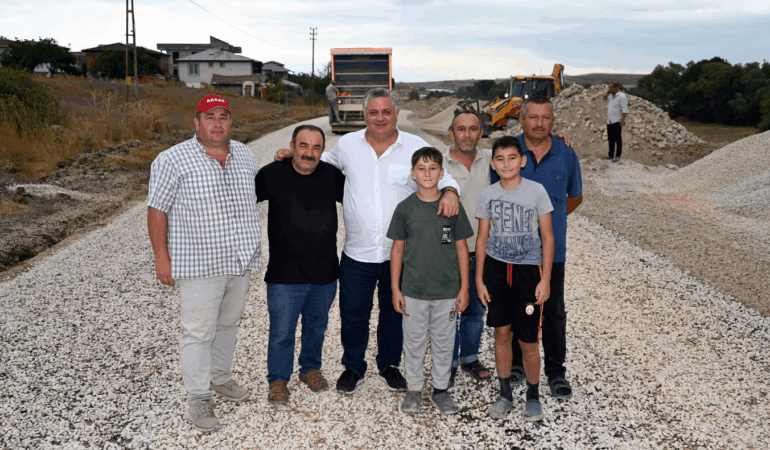 BAŞKAN GÜREL YOL ÇALIŞMALARINI YERİNDE İNCELEDİ