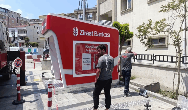 Çınarcık Belediyesi’nden Vatandaşa Kolaylık: Ziraat Bankası ATM’si Hizmete Girdi