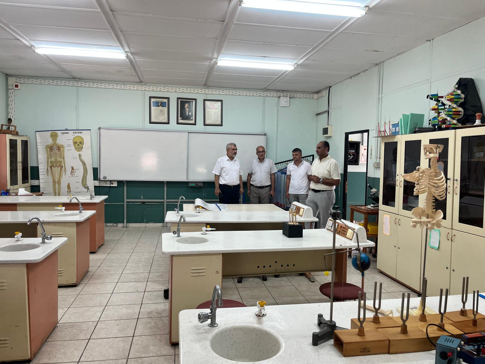 Yalova’da Yeni Eğitim-Öğretim Yılı Hazırlıkları Sürüyor İl Millî Eğitim Müdürü Aytekin Yılmaz’dan Okul Ziyaretleri
