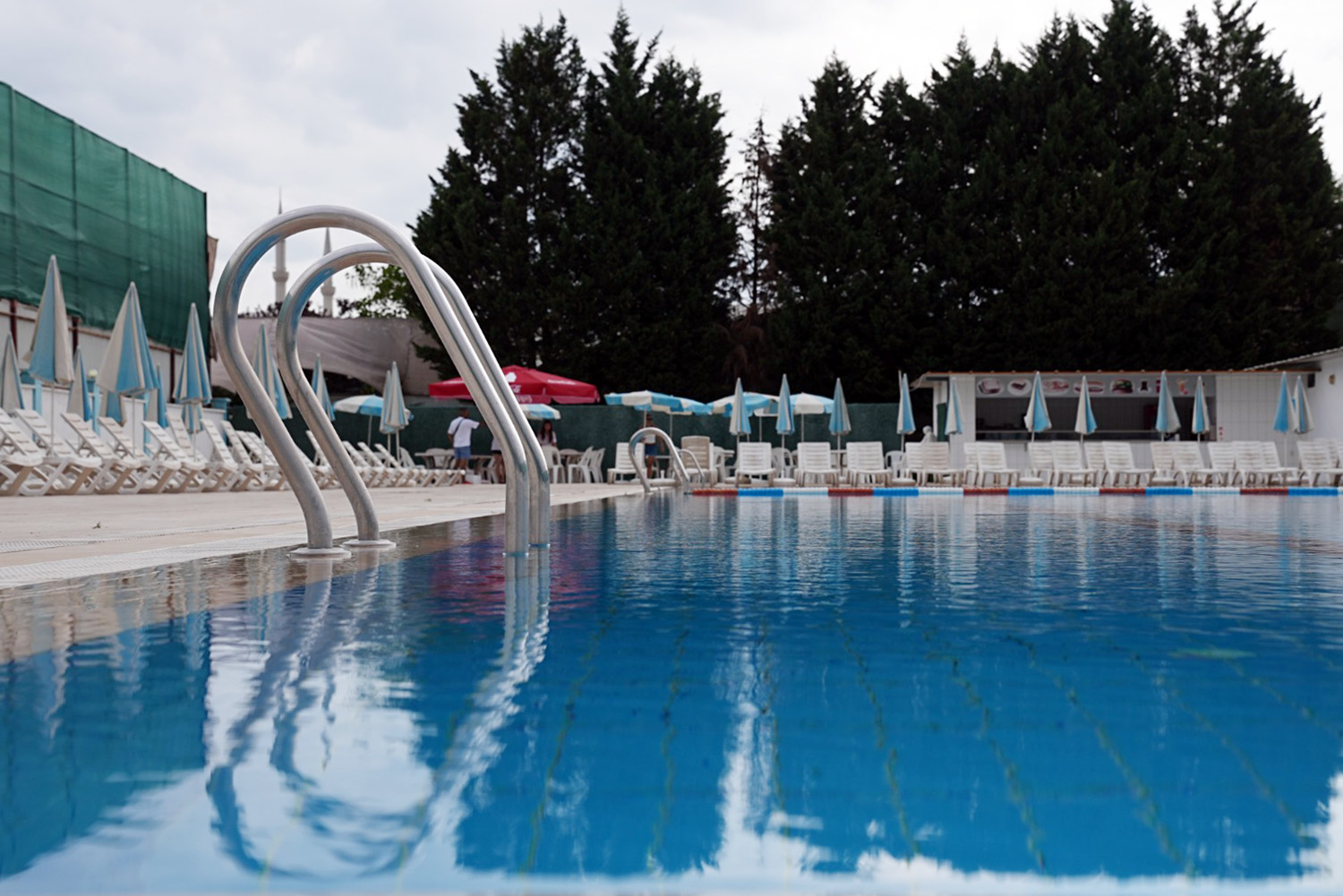 ‘ÇİÇEK YÜZME HAVUZU’ HİZMET VERMEYE BAŞLADI 5 ‘ÇİÇEK YÜZME HAVUZU’ HİZMET VERMEYE BAŞLADI