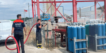 Yalova'da Vinç Hortumu Patladı: Oksijen Tüplerine Sızan Hidrolik Sıvı Paniğe Neden Oldu