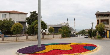 KURAKÇIL PEYZAJ ÇALIŞMALARI GÖZ KAMAŞTIRIYOR