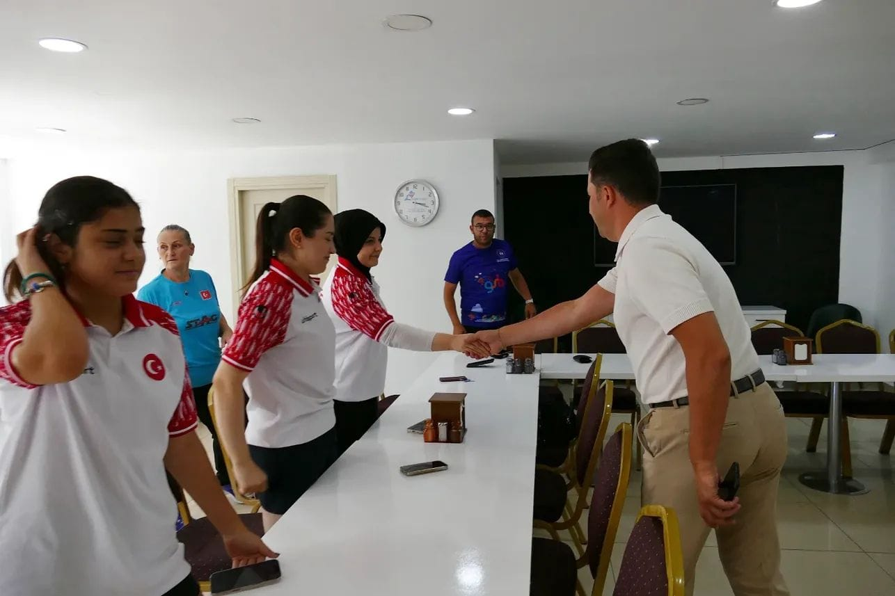 TOKYO YOLUNDA MİLLİ HEYECAN: ZONGULDAK’TA DEAFYMPICS HAZIRLIĞI