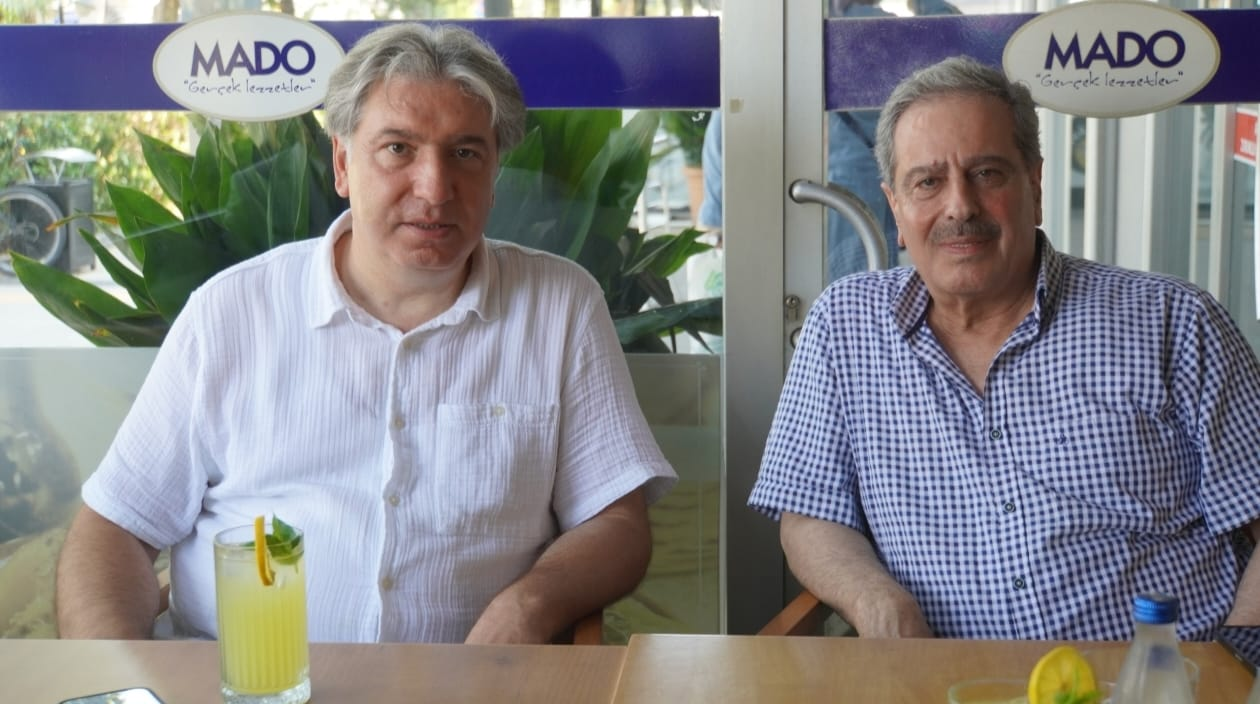 YALOVA ÜNİVERSİTESİ REKTÖRÜ PROF. DR. BAHÇEKAPILI'DAN TANITIM STANDINA ZİYARET