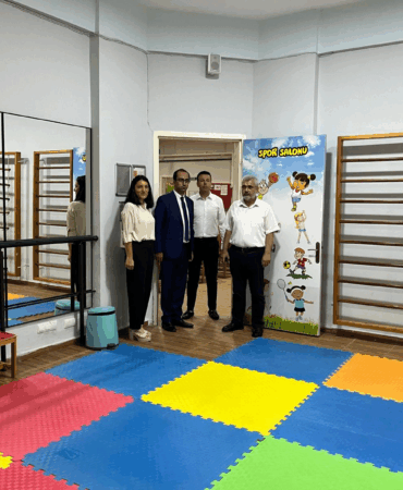 İL MİLLÎ EĞİTİM MÜDÜRÜ AYTEKİN YILMAZ’DAN ARMUTLU’YA KAPSAMLI ZİYARET