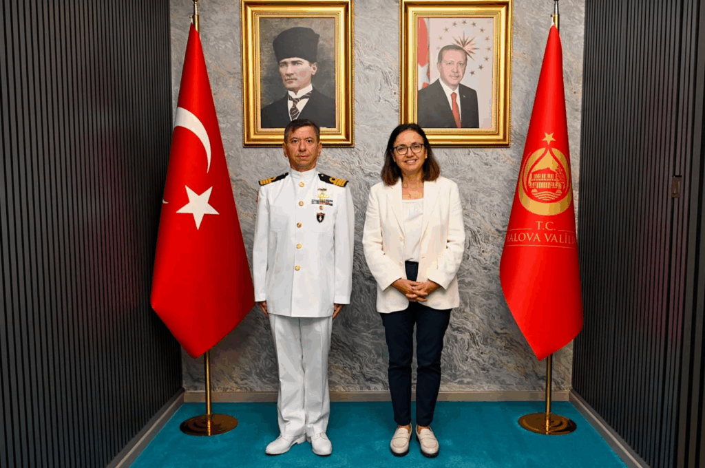 Yalova Merkez Komutanı Kıdemli Albay Ufuk Kartalkayası'ndan Vali Dr. Hülya Kaya’ya Ziyaret