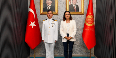 Yalova Merkez Komutanı Kıdemli Albay Ufuk Kartalkayası'ndan Vali Dr. Hülya Kaya’ya Ziyaret
