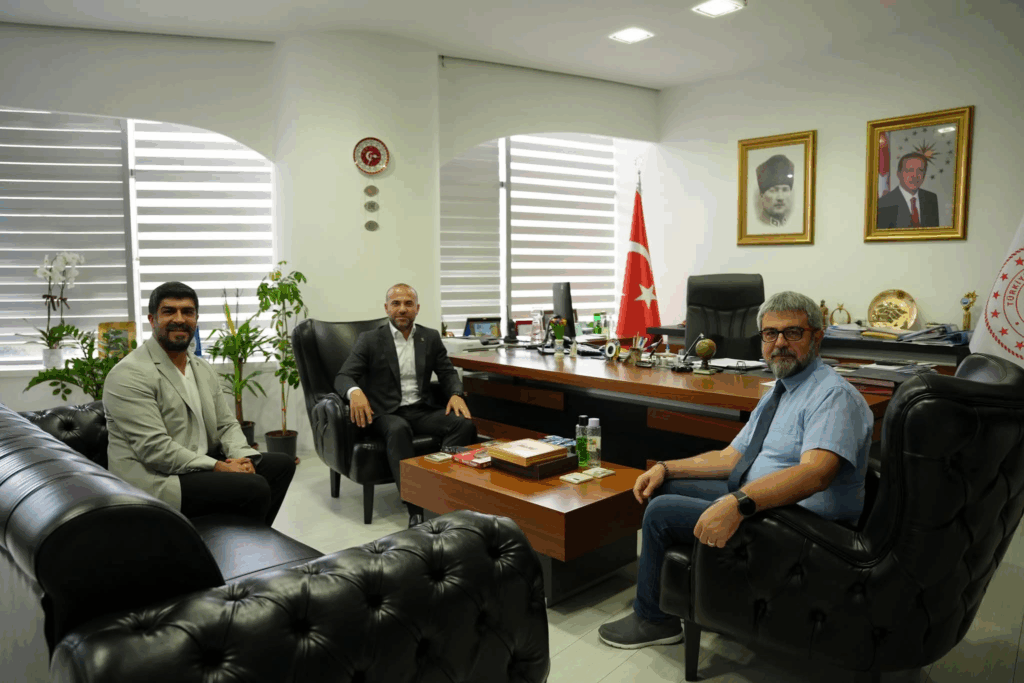 AK Parti İl Başkanı Güçlü’den Sağlık Müdürü Kaşıkcı’ya Ziyaret