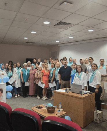 YALOVA’DA DÜNYA EMZİRME HAFTASI KAPSAMINDA “BEBEK DOSTU SAĞLIK ÇALIŞANI” SEMPOZYUMU DÜZENLENDİ