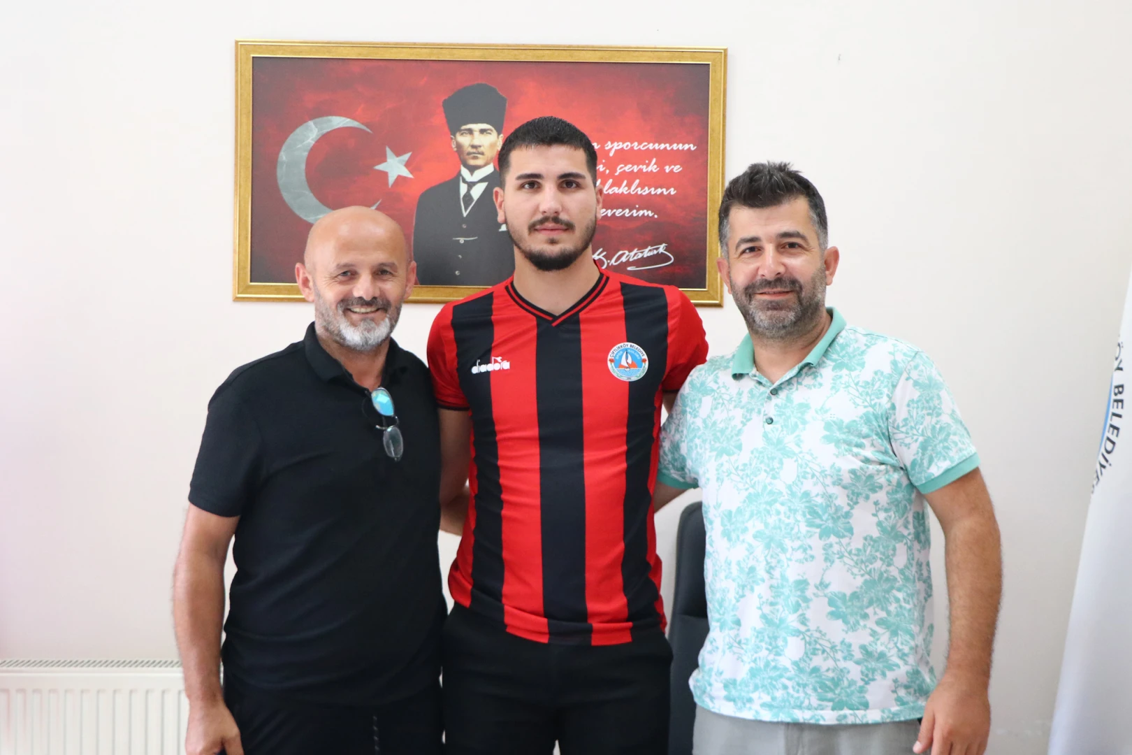 ÇİFTLİKKÖY BELEDİYESPOR TRANSFERDE HAREKETE GEÇTİ