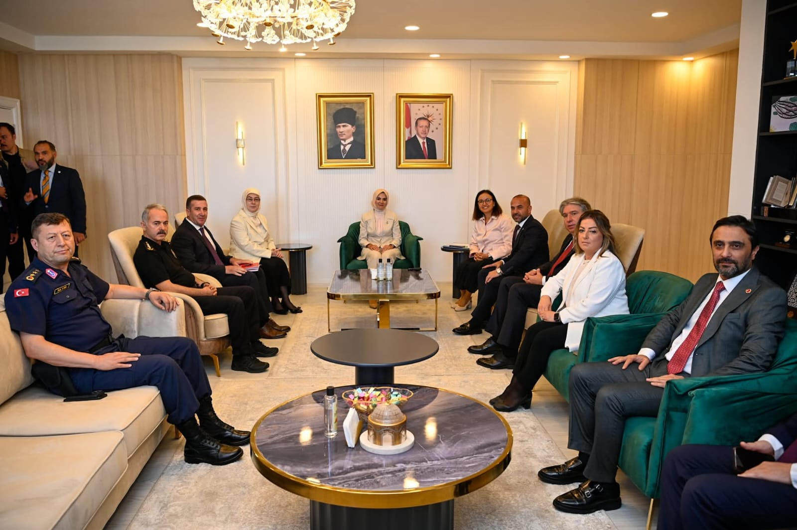 AİLE VE SOSYAL HİZMETLER BAKANI GÖKTAŞ, YALOVA’DA BİR DİZİ ZİYARET GERÇEKLEŞTİRDİ