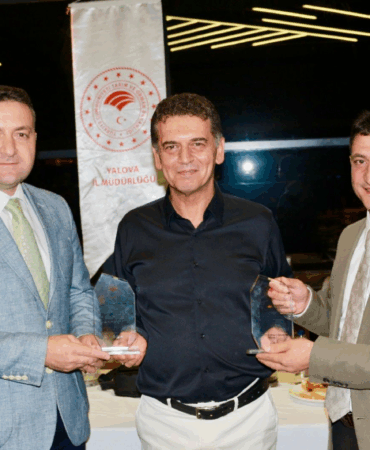 SELÇUK YAMAN’A DUYGUSAL VEDA