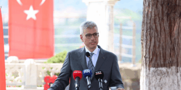 Sağlık Bakanı Memişoğlu, Ekrem Orhon’u vefatının 42’nci yılında andı