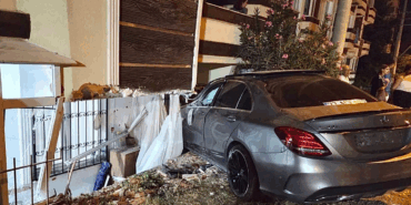 Çınarcık’ta Trafik Kazası: Yaralı Vatandaş Sağlık Ekiplerine Teslim Edildi