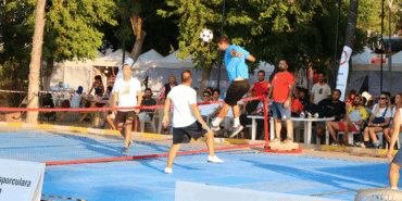 ÇİFTLİKKÖY’DE AYAK TENİSİ TURNUVASI HEYECANI