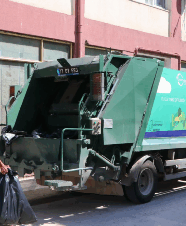 ÇİFTLİKKÖY BELEDİYESİ’NDEN SIFIR ATIK HAMLESİ