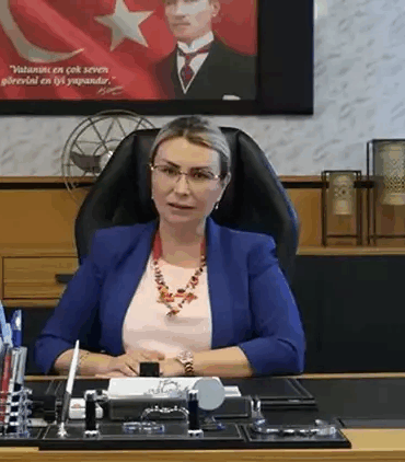 Yasemin Fazlaca AK Parti’ye Katılıyor! Rozetini Cumhurbaşkanı Erdoğan Takacak