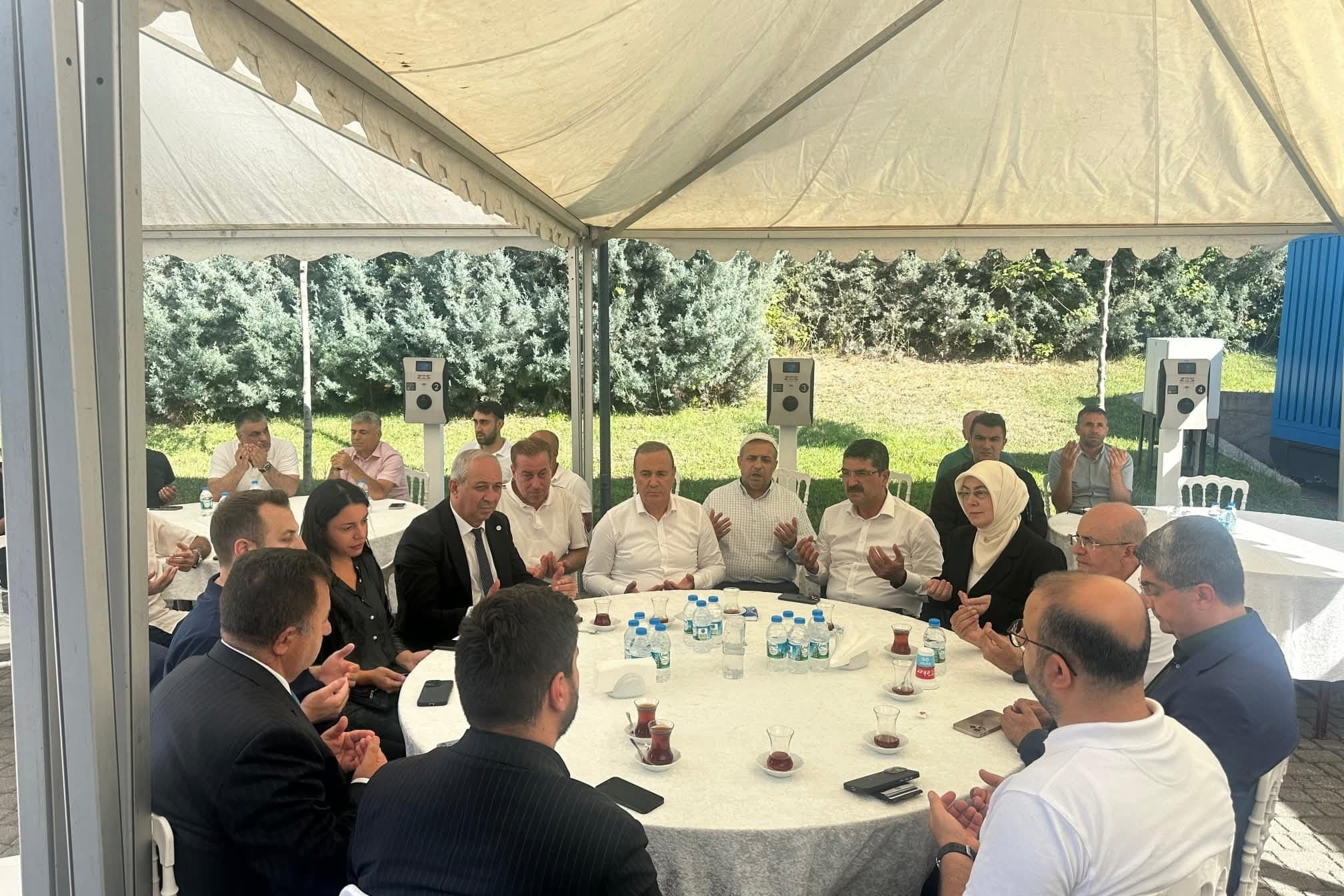 YTSO Başkanı Demiryürek, Bakan Şimşek’in Ağabeyinin Cenazesine Katıldı