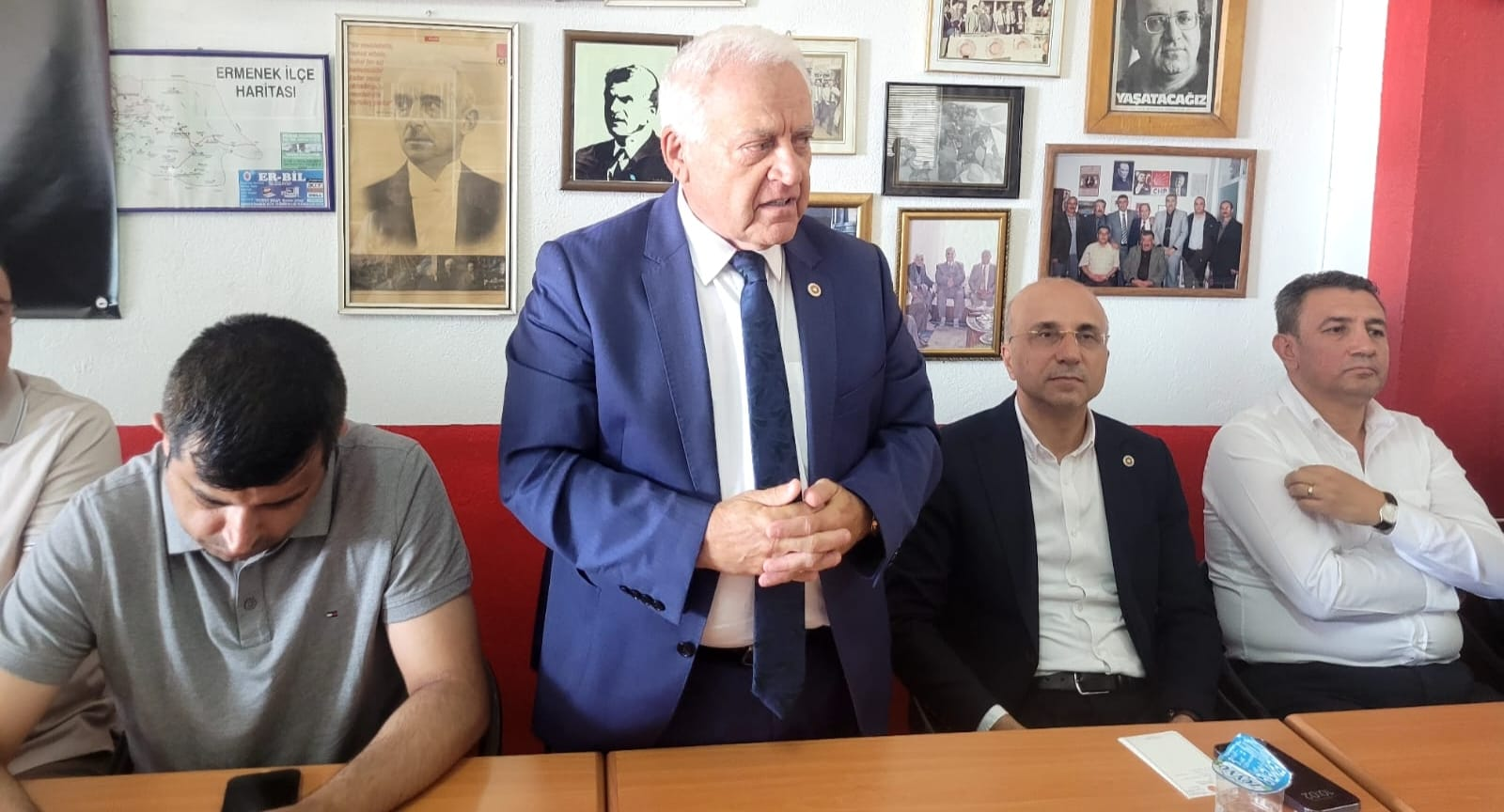 BECAN KARAMAN’DA: MECLİS’İN İKİ YILLIK UYGULUMASINDA, İKTİDAR DEĞİŞMEDİKÇE YASAMADAN HALKIN YARARINA BİR KANUN ÇIKAMAYACAĞINI GÖRDÜM  