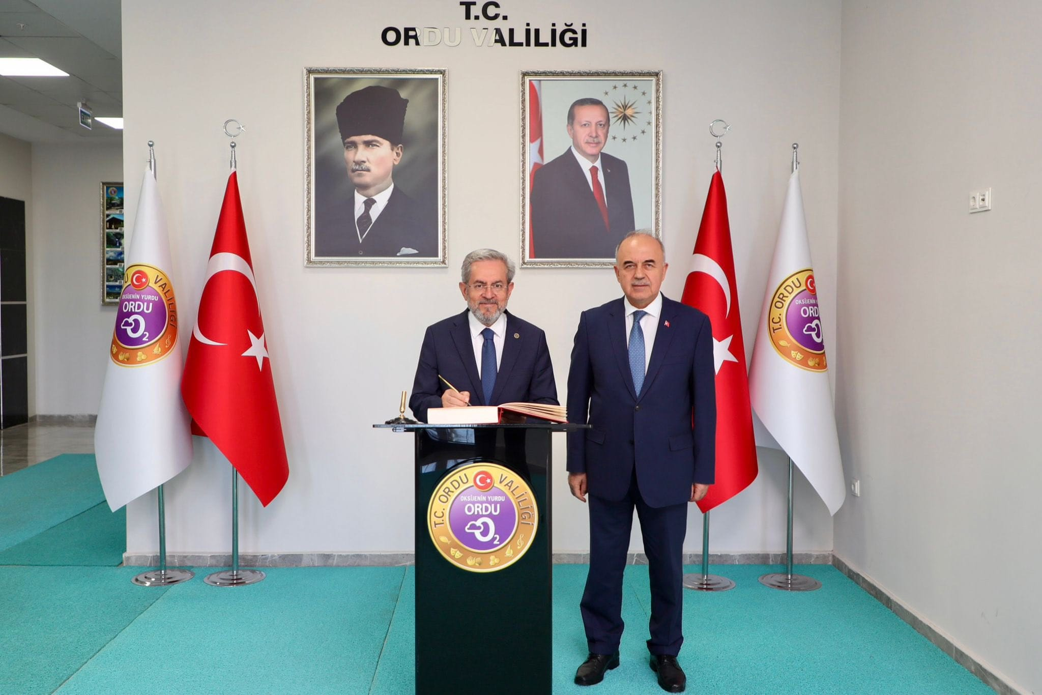 ANKARA ÜNİVERSİTESİ REKTÖRÜ ÜNÜVAR VE ORDU ÜNİVERSİTESİ REKTÖRÜ BAŞ, VALİ EROL’U ZİYARET ETTİ