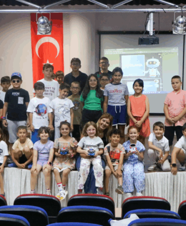 ÇİFTLİKKÖY’DE YAZ KURSLARI SONA ERİYOR