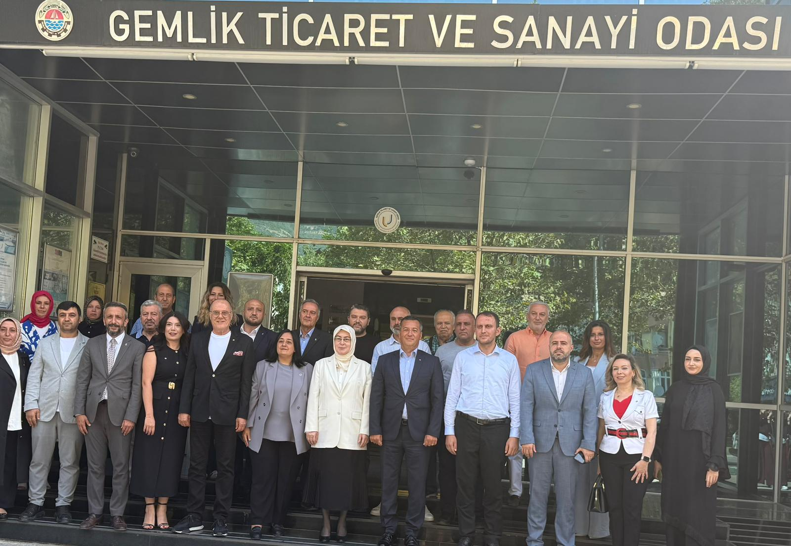 Türkiye Yüzyılı Buluşmaları Gemlik’te Yoğun İlgi Gördü